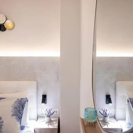 The Dockside - Steps Away From The *