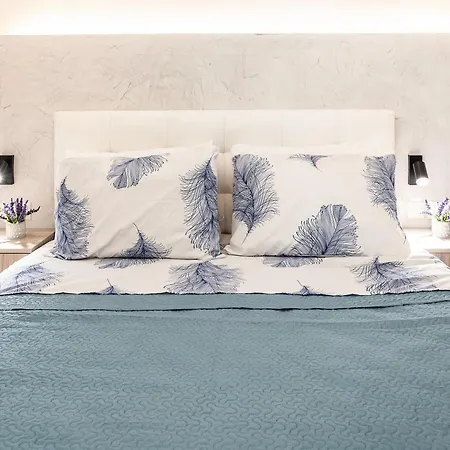 The Dockside - Steps Away From The Apartment Kos-Stadt