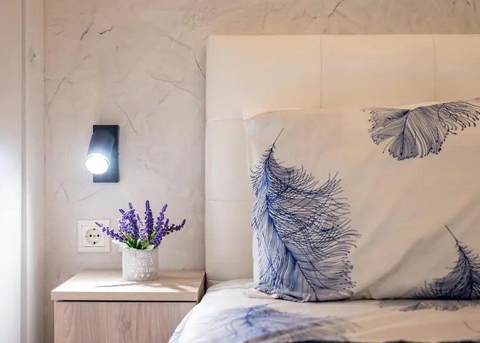 The Dockside - Steps Away From The Apartment Kos-Stadt